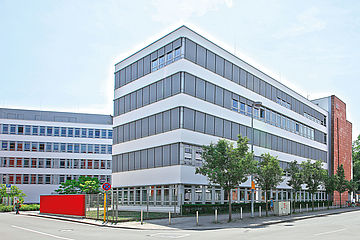 Fassadensanierung Bürogebäude Mainz von Birk Baudekoration in Wiesbaden